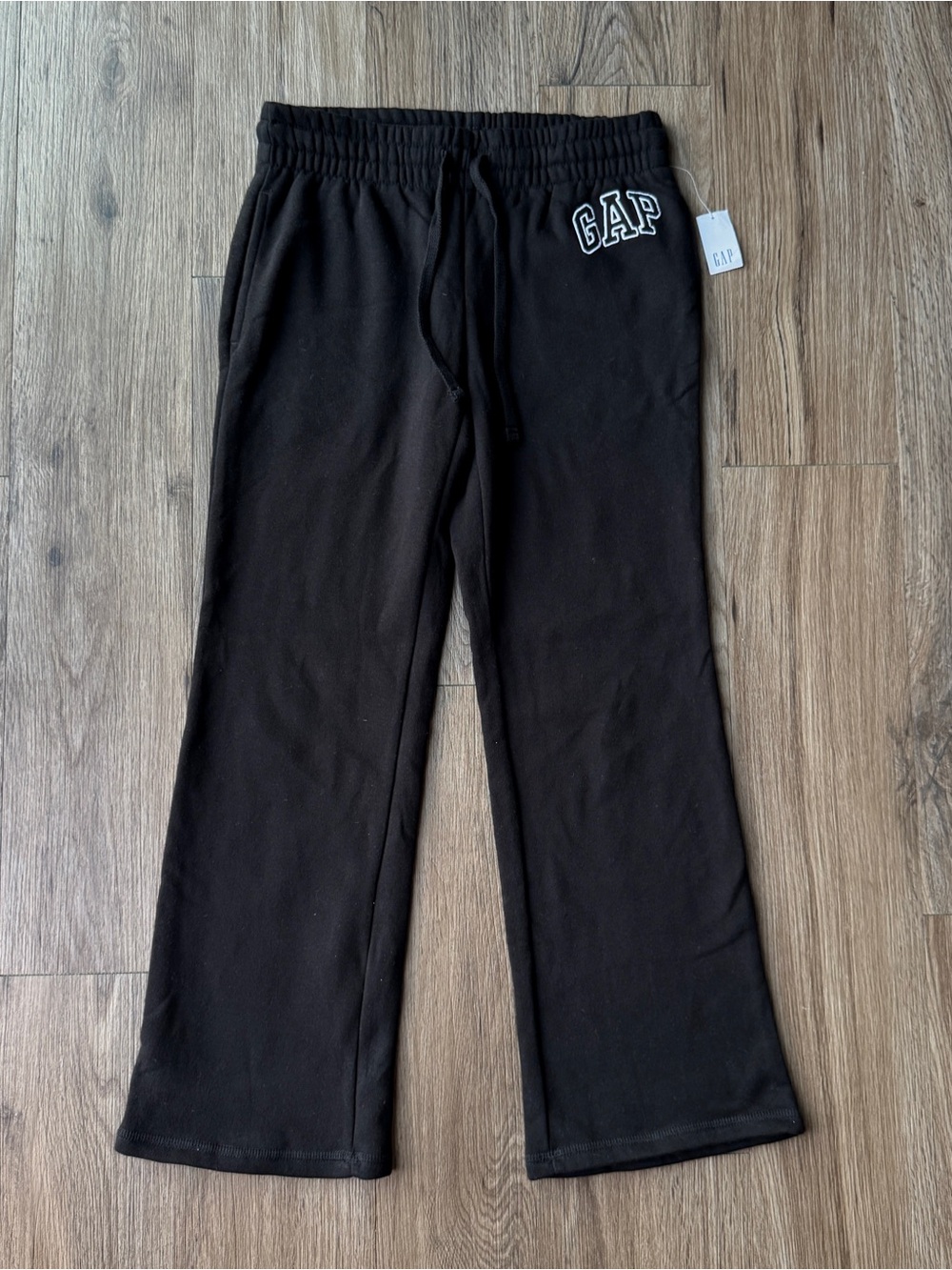 GAP Women’s Logo Fleece Sweatpants Black Straight Leg Drawstring XS Petite NWT